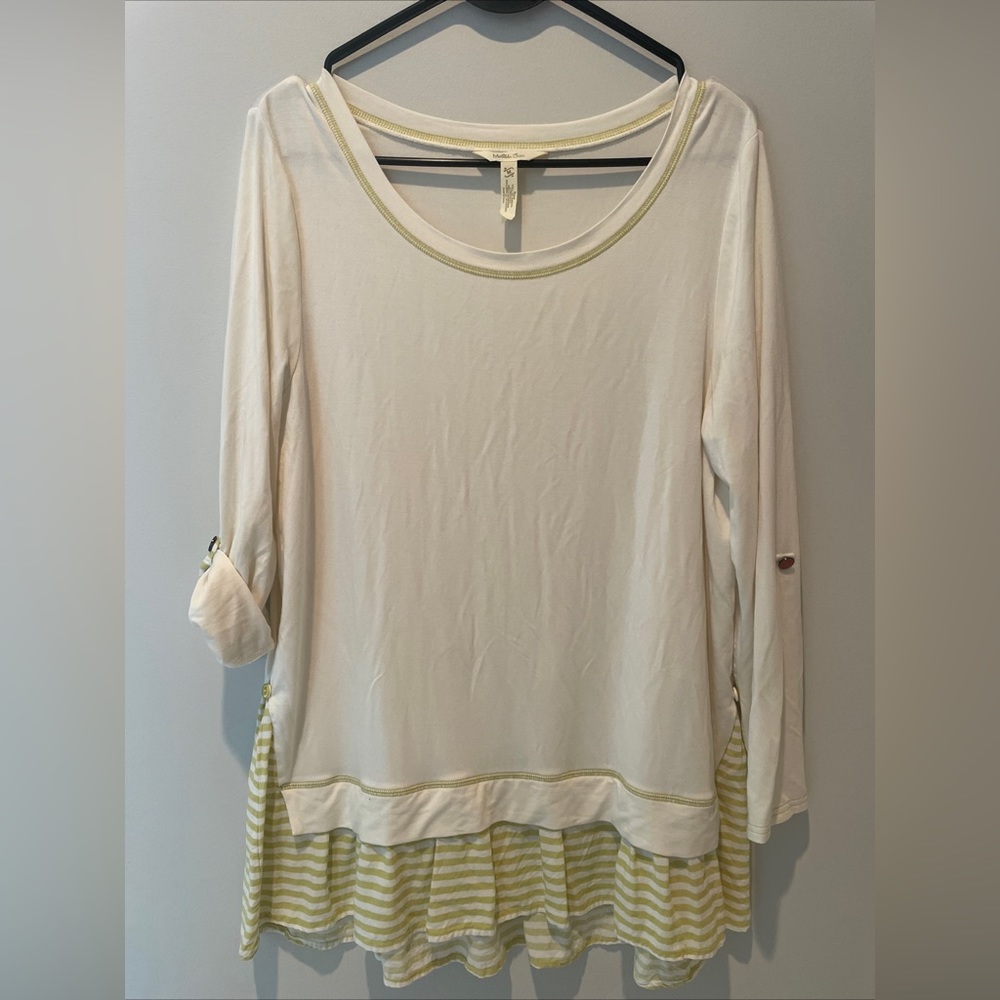 Matilda Jane women’s size medium shirt